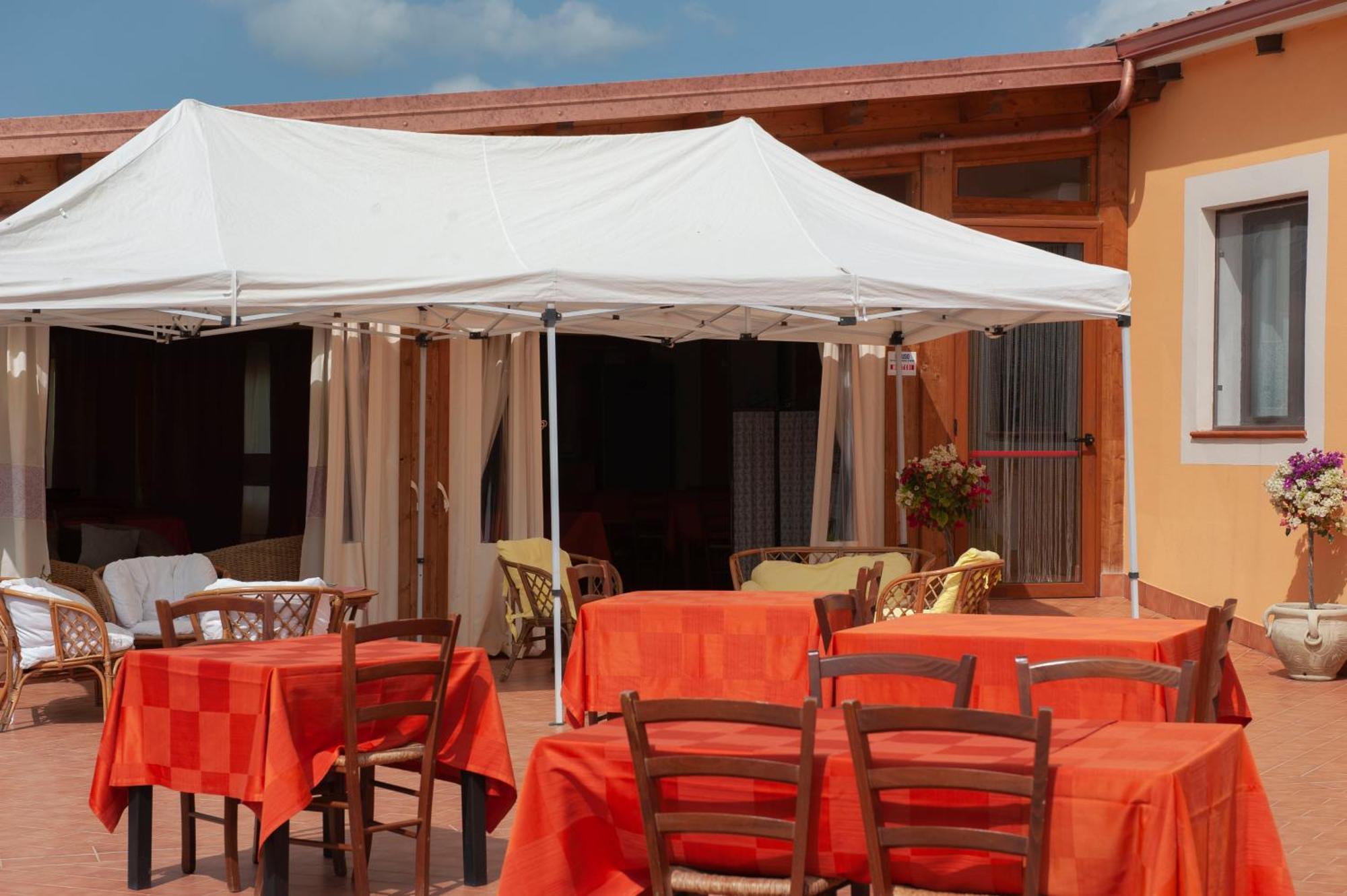 Agriturismo B&B Casteldoria 圣玛丽亚 外观 照片